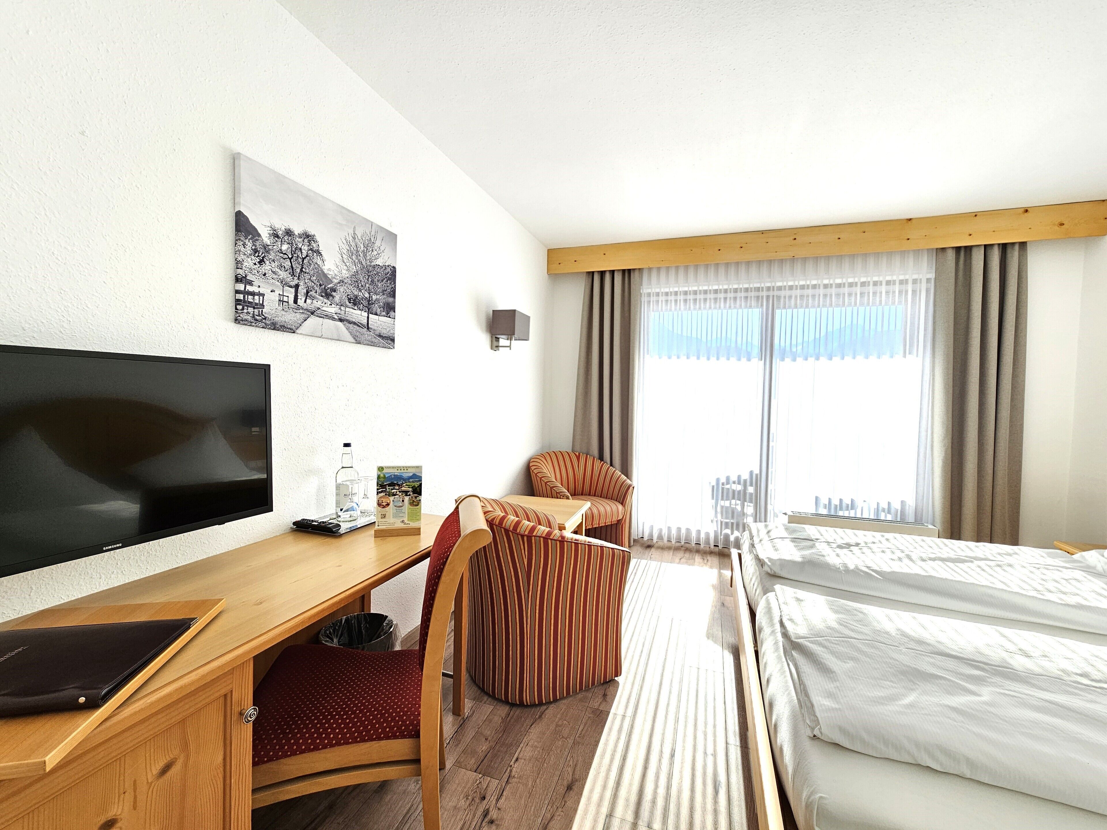 minibar, in-room safe, blackout curtains, soundproofing