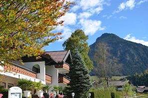 Front of property - Hotel Cafe Fuggerhof (Oberstdorf)
