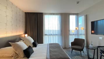 Standard Double Room | Premium bedding, in-room safe, desk, soundproofing