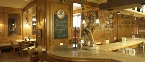 Bar (in der Unterkunft)