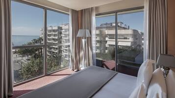 Minibar, kostenloses WLAN, Bettwäsche