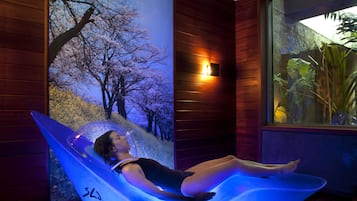 Salas de tratamiento para parejas, un sauna, baño turco/hammam
