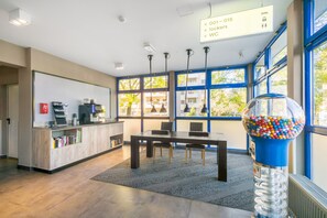 Lobby - a&o Dresden Hauptbahnhof - Hostel (Dresden)