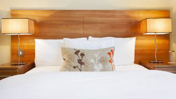 10 bedrooms, premium bedding, iron/ironing board, free WiFi