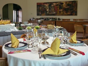 Restaurant - Hotel President (Correggio)