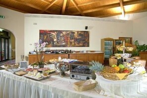 Frokostbuffé er inkludert