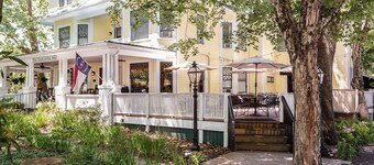 The Charleston Inn