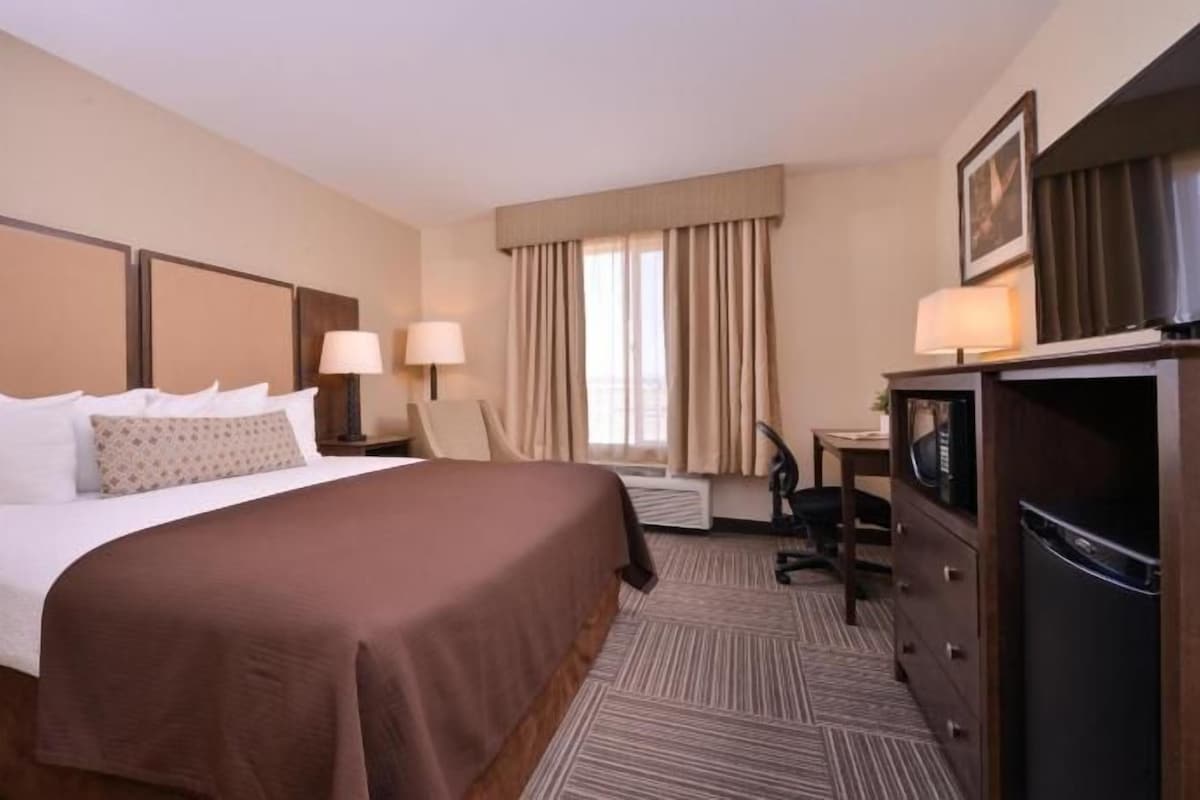 In-room safe, desk, blackout drapes, iron/ironing board