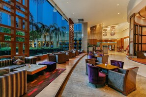 Bar (en la propiedad)