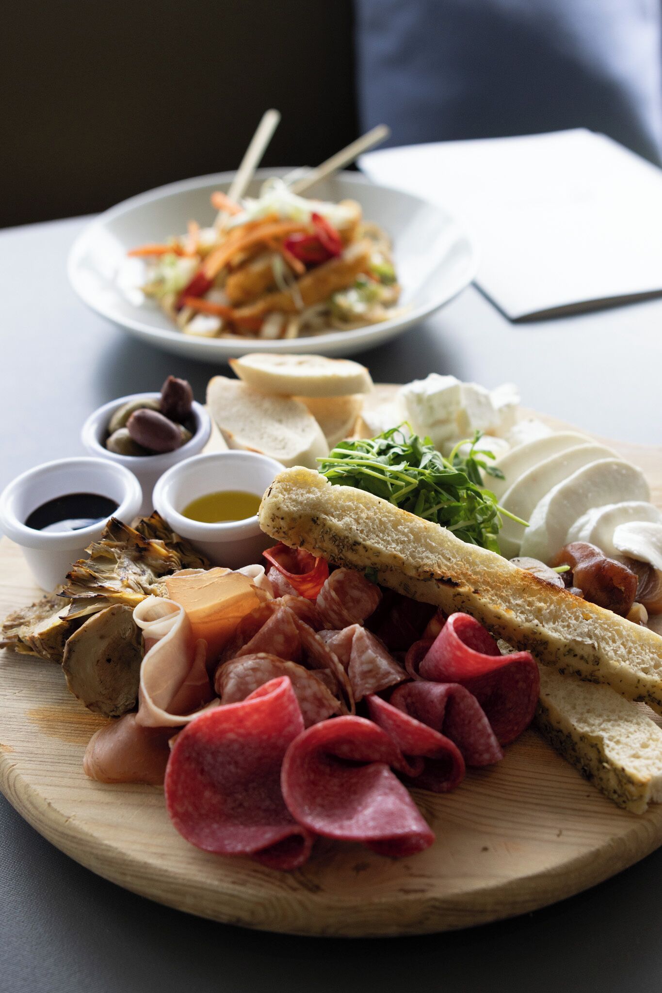 breakfast, lunch, dinner served; international cuisine