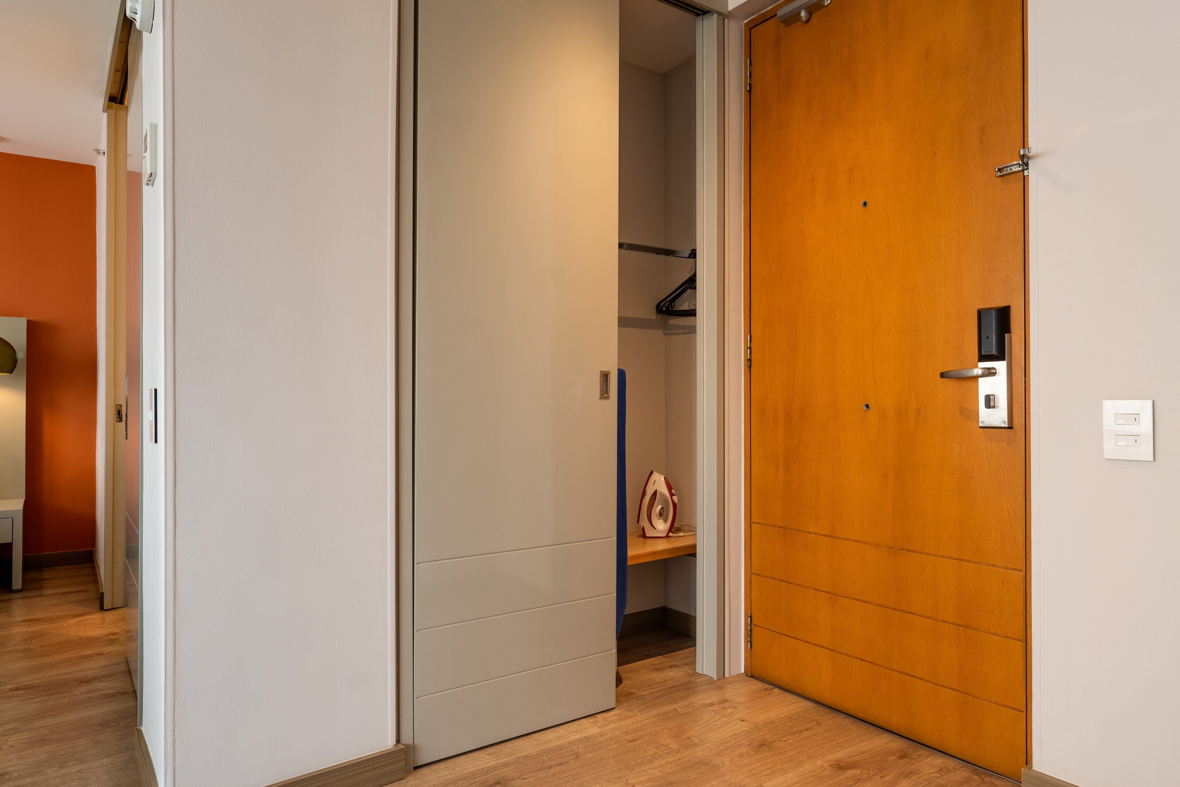 suite, 1 queen bed, accessible | 1 bedroom, premium bedding, minibar, in-room safe