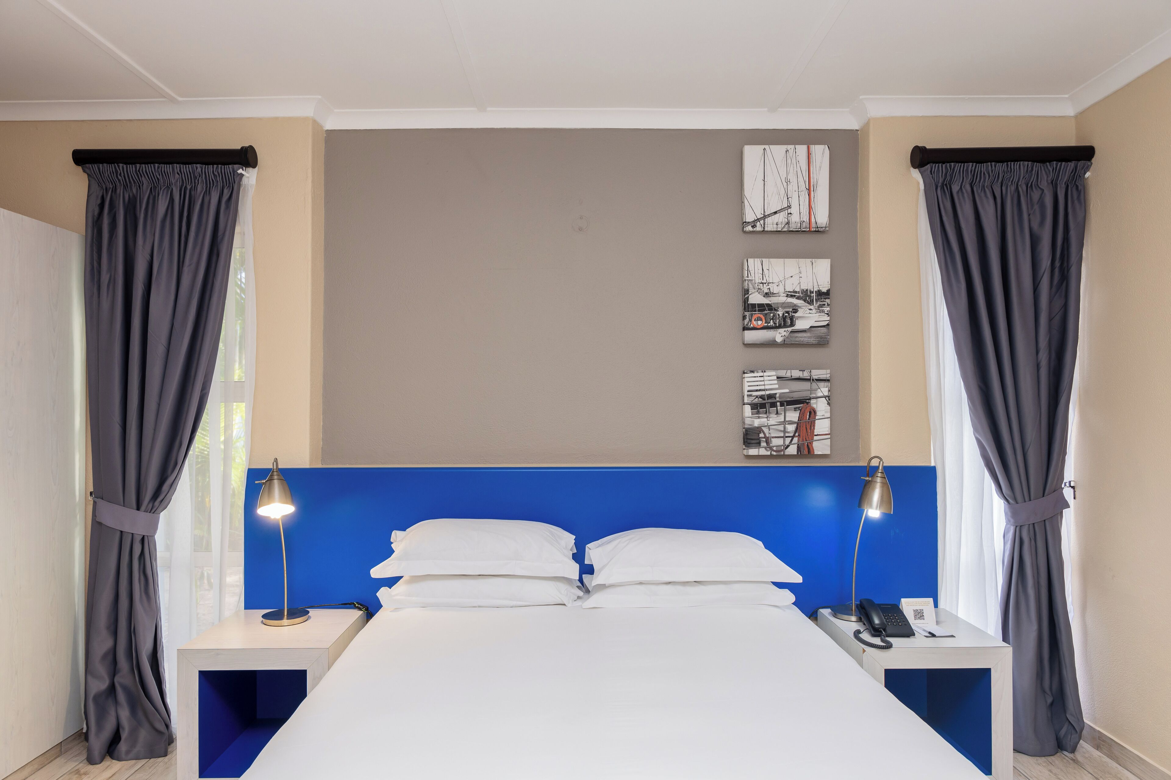 Coffres-forts dans les chambres, bureau, lits bébé (gratuits)