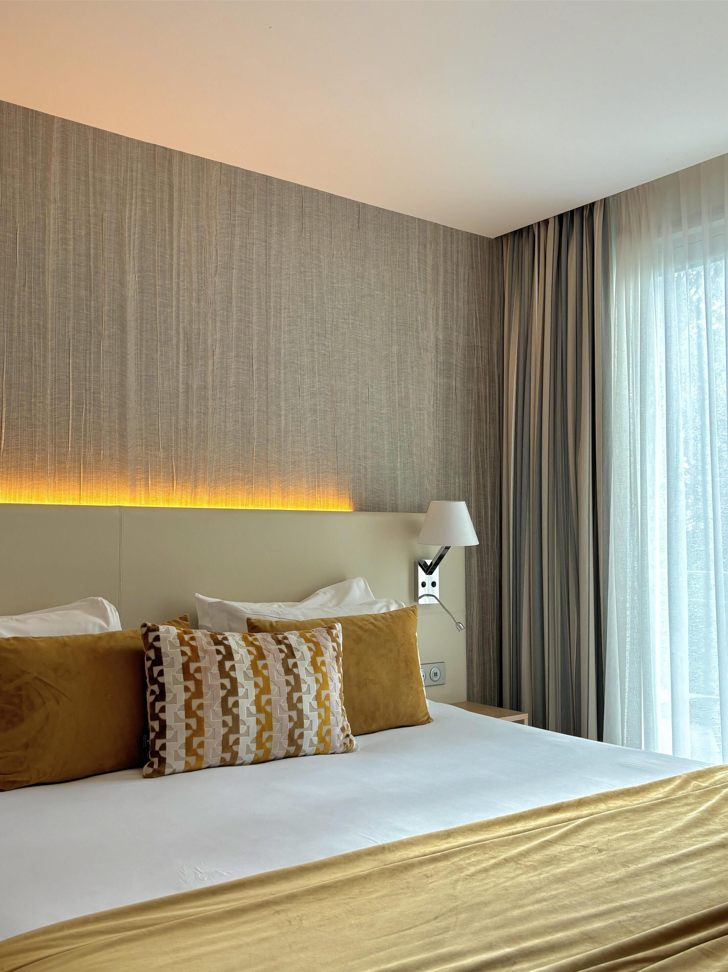 슈피리어룸, 킹사이즈침대 1개, 장애인 지원 | 고급 침구, 객실 내 금고, 암막 커튼, 방음 설비