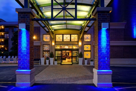 Extérieur. Holiday Inn Express Rolling Meadows - Schaumburg Area by IHG