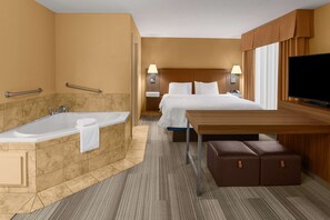 Studio, One King Bed, Non-Smoking