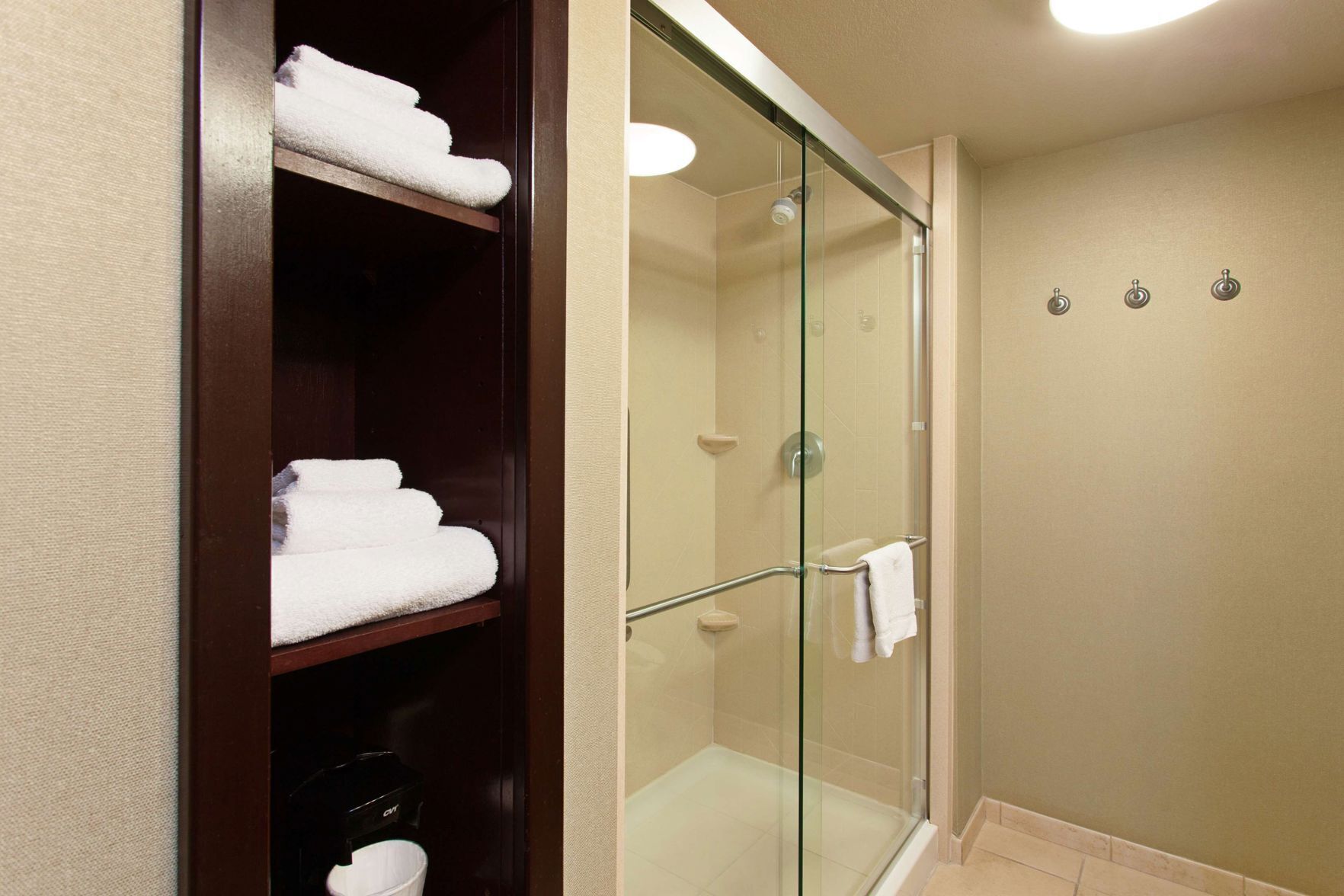 Bathroom | Free toiletries, hair dryer, towels
