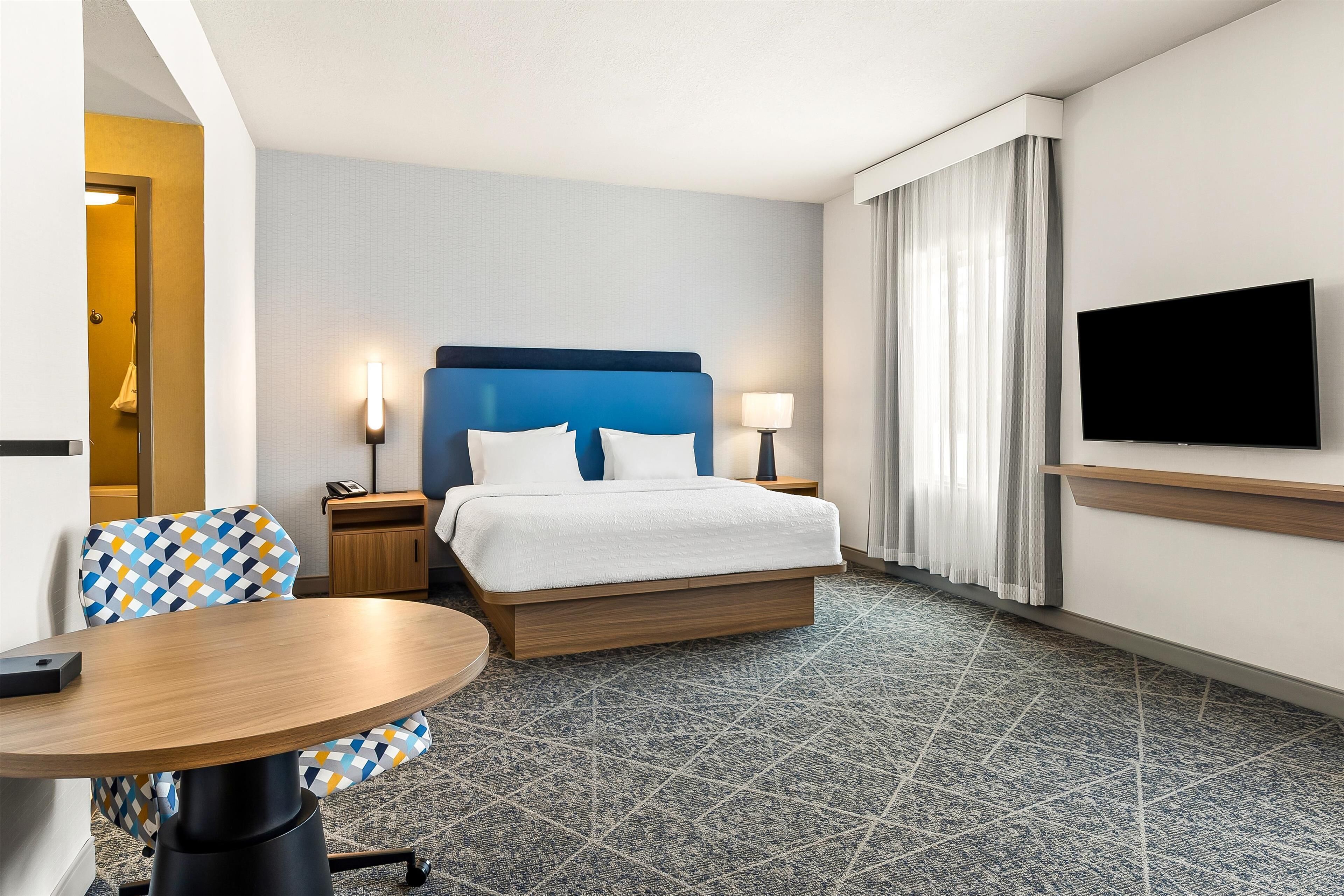 one king studio sofabed non smoking | in-room safe, desk, iron/ironing board, free cots/infant beds