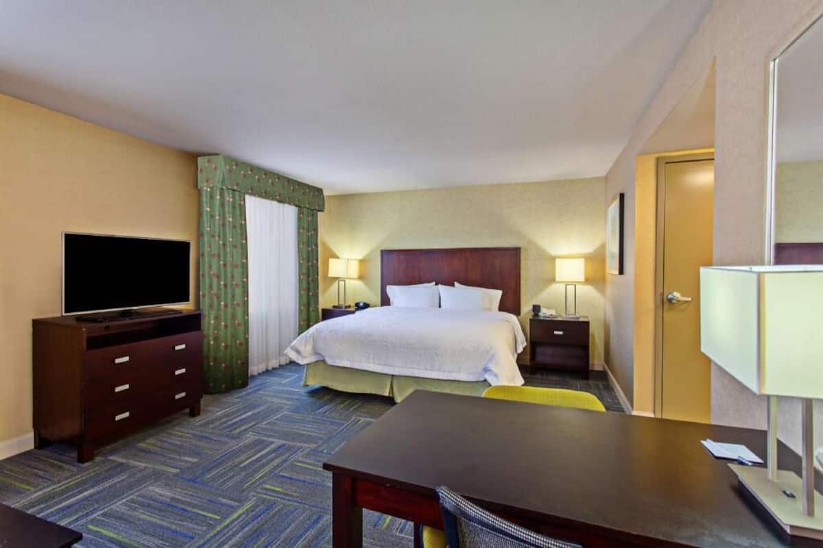 In-room safe, desk, iron/ironing board, free cots/infant beds