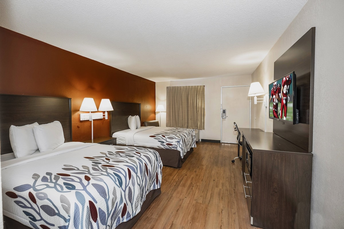 Premium bedding, desk, soundproofing, iron/ironing board