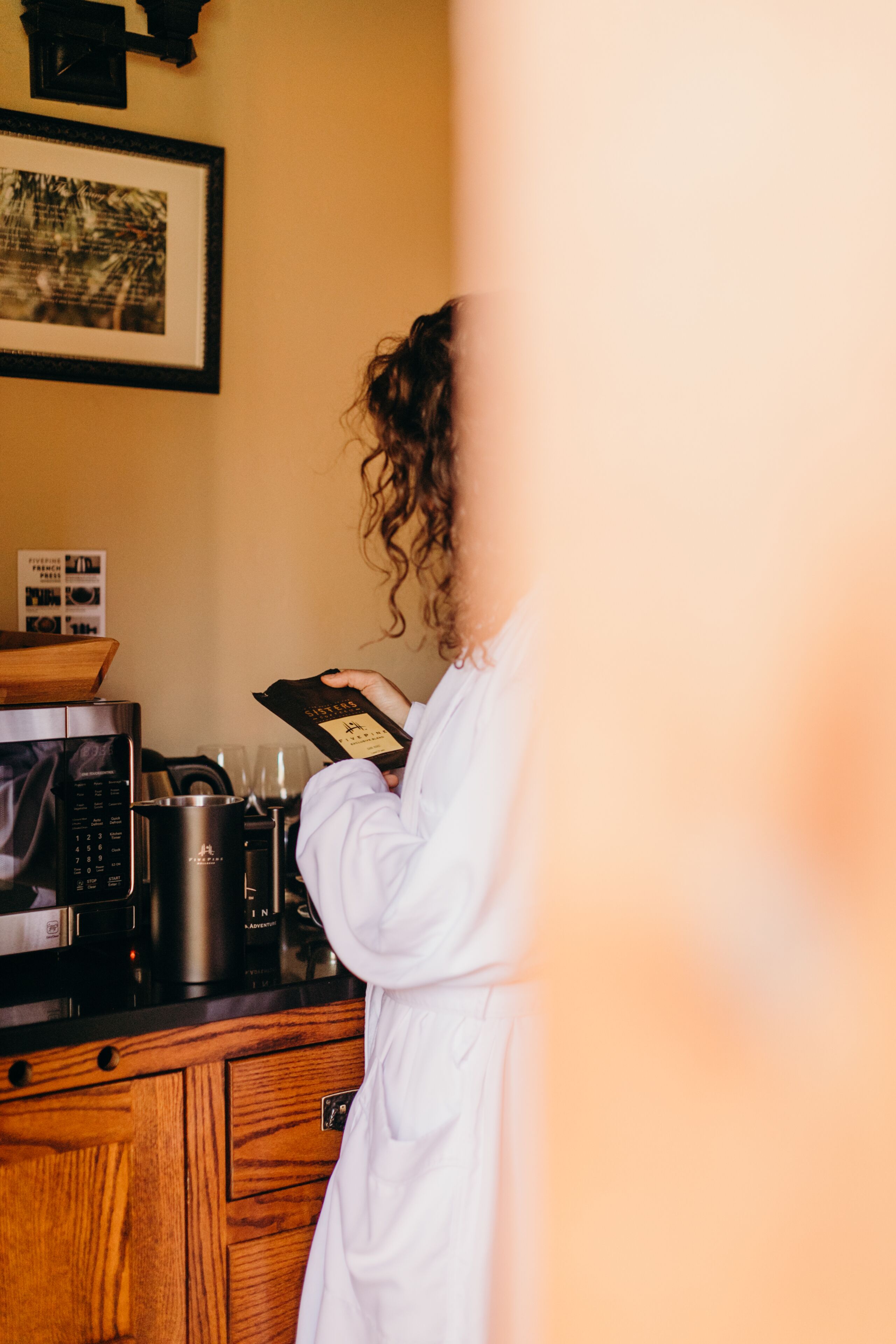 classic cabin | premium bedding, pillow-top beds, iron/ironing board, free wifi