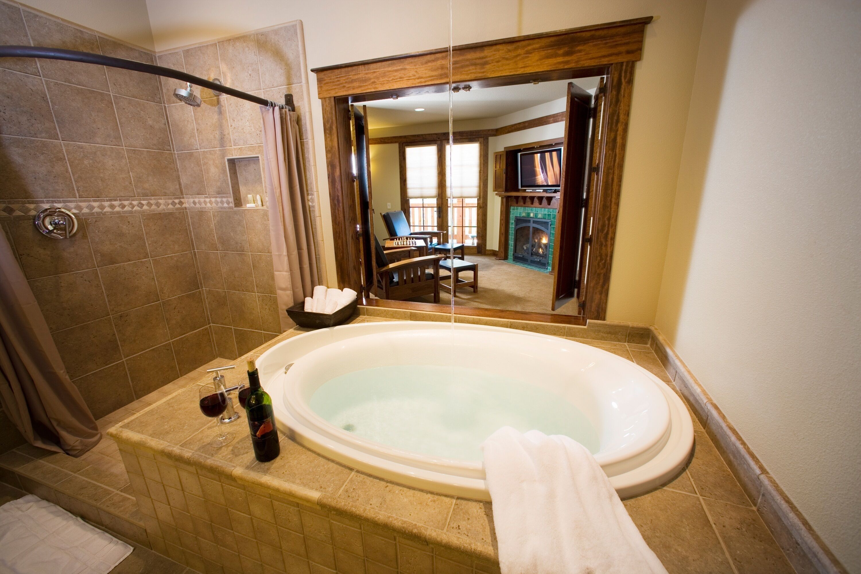 FivePine Lodge & Spa