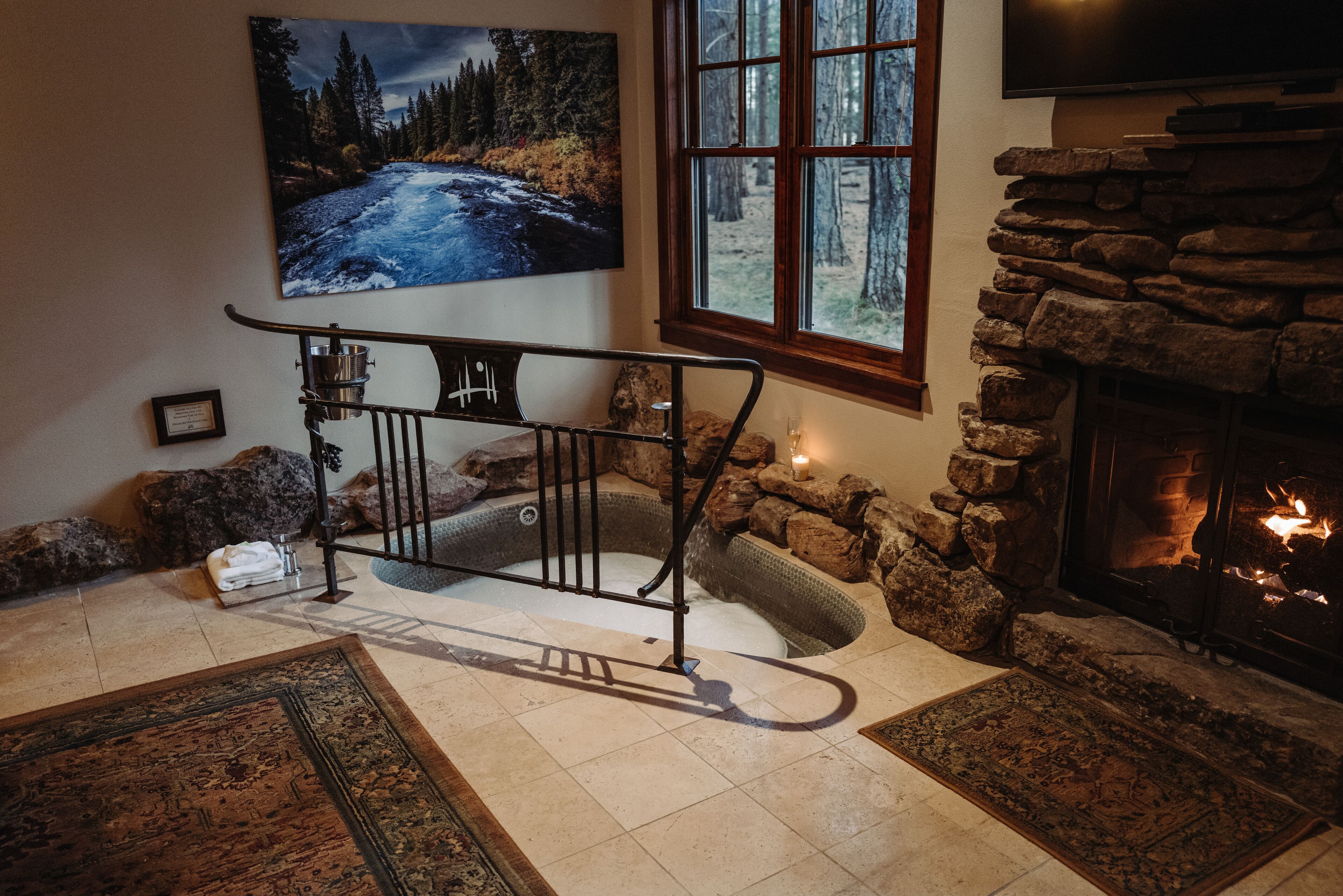romance cabin | living area | tv, fireplace, dvd player