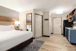 In-room safe, individually furnished, desk, laptop workspace - Candlewood Suites Boise - Towne Square by IHG (Boise)
