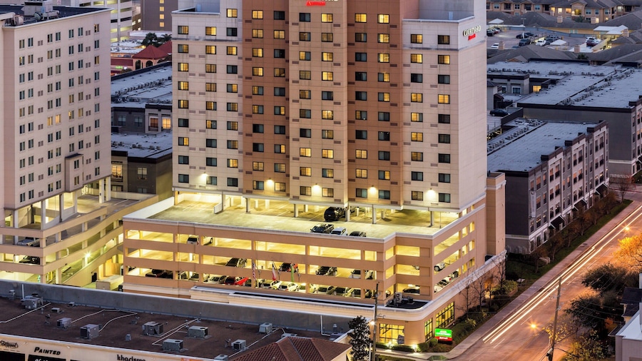 Courtyard by Marriott Houston by the Galleria