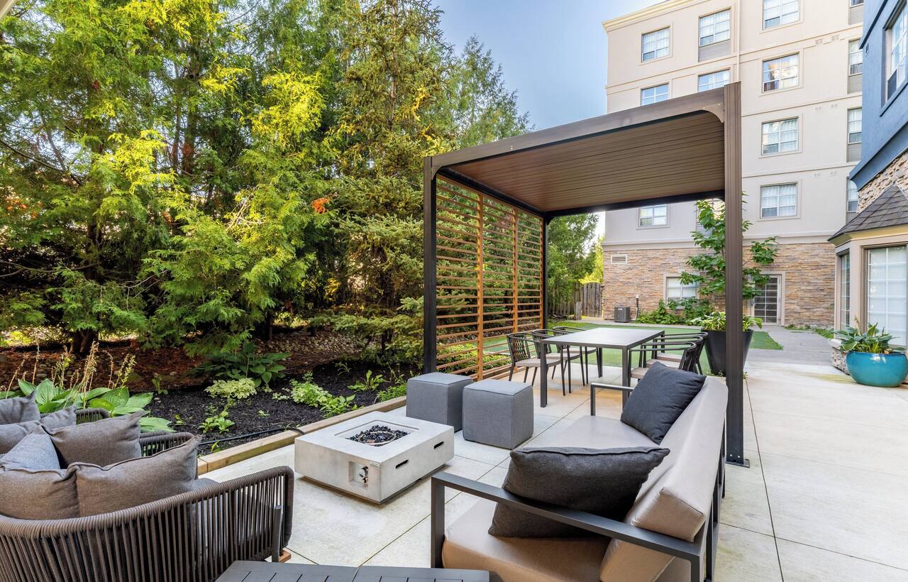 Staybridge Suites London by IHG