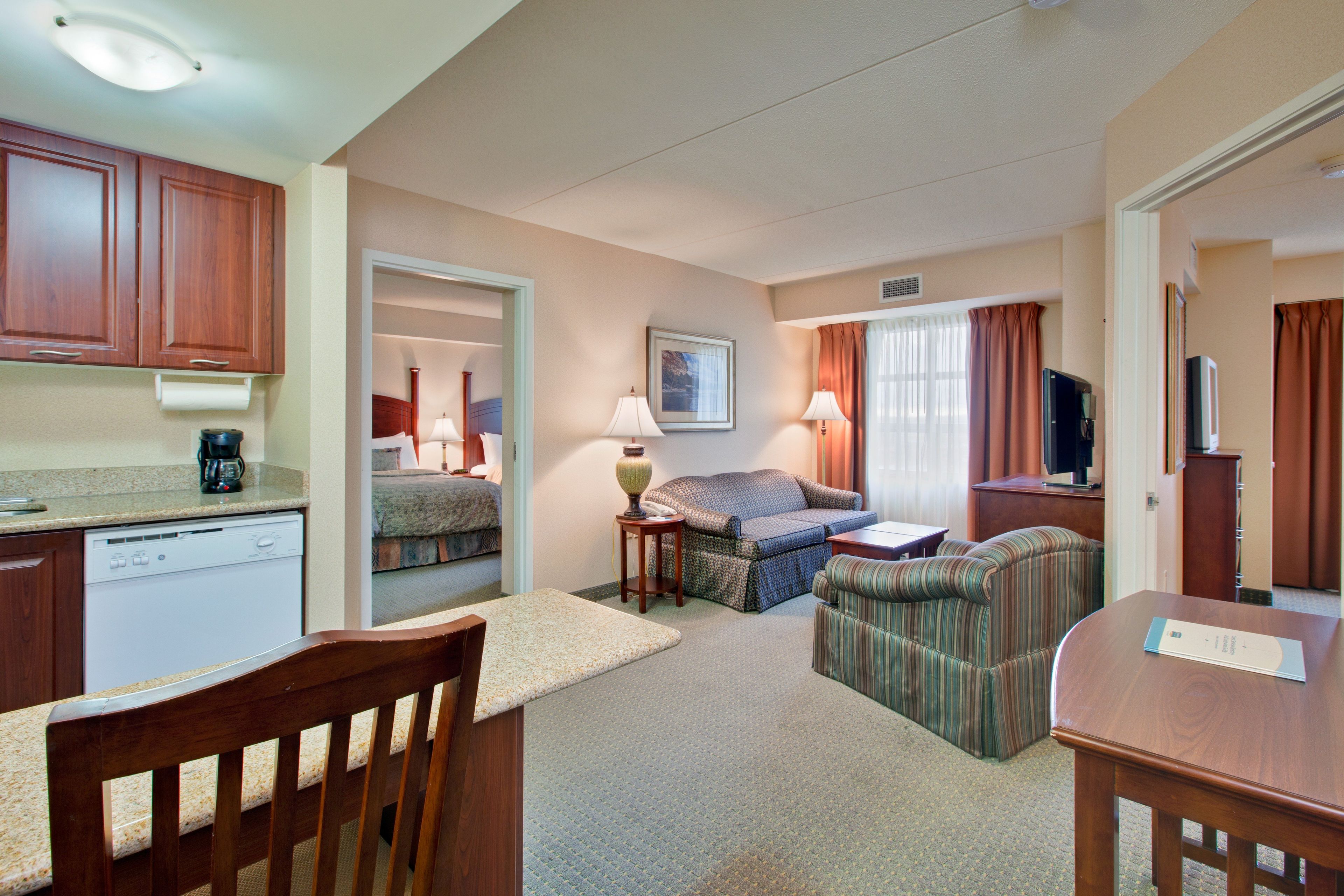 Photo - Staybridge Suites London by IHG
