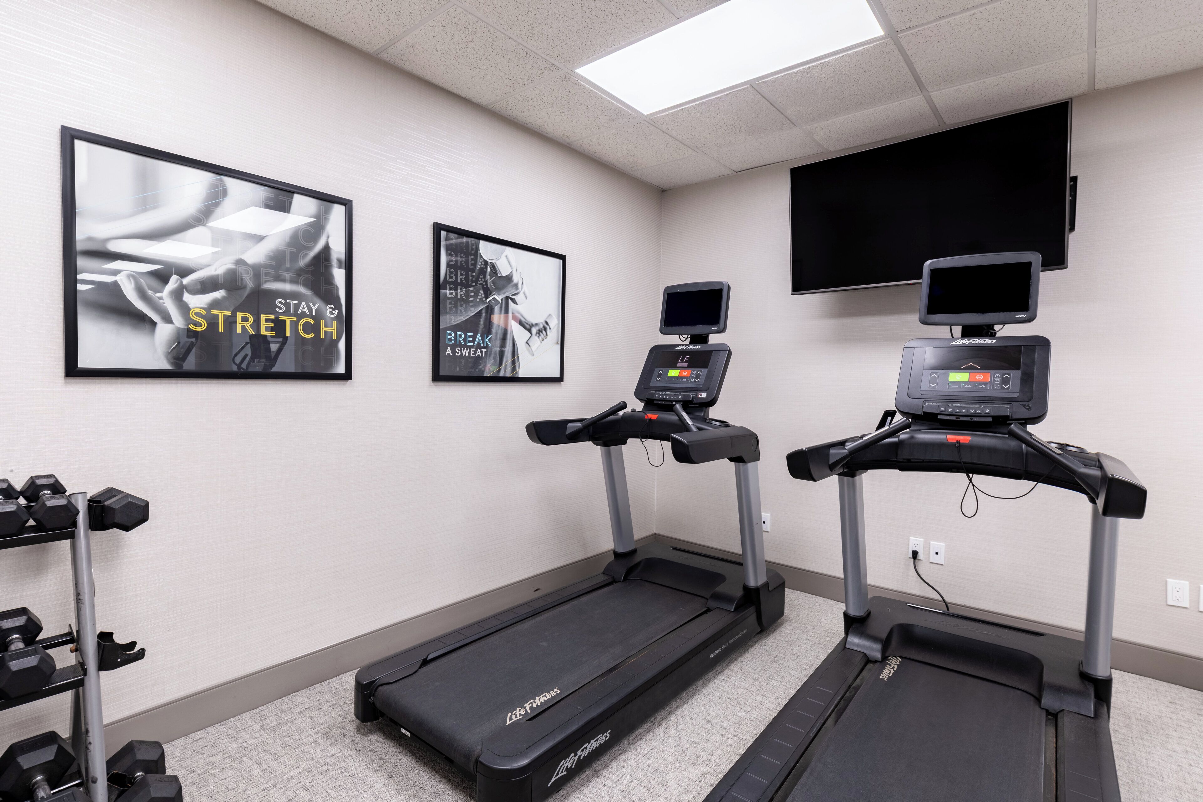 Photo - Staybridge Suites London by IHG