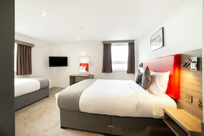 Standard-Dreibettzimmer, Mehrere Betten