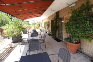 Terrace/patio - Hotel Derby (Rome)