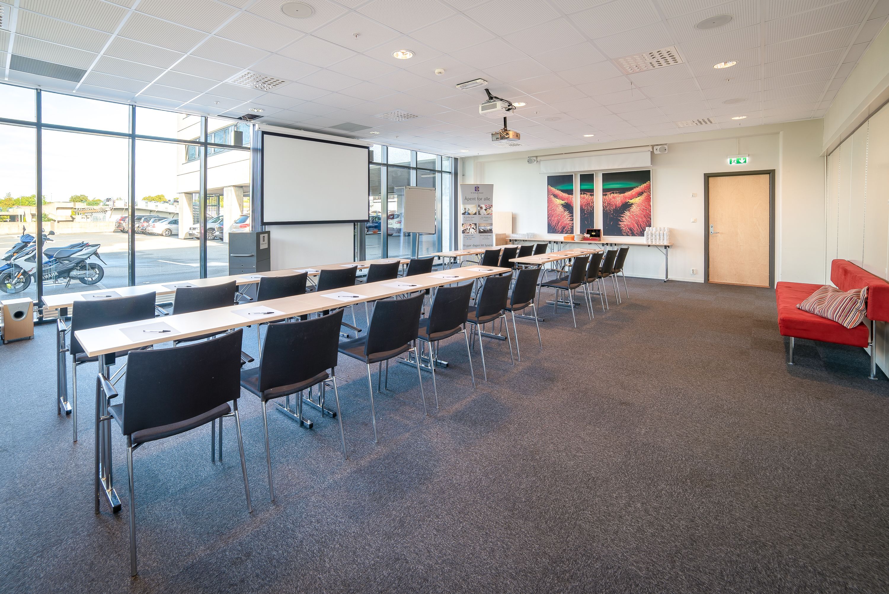 Εγκαταστάσεις συνεδριάσεων