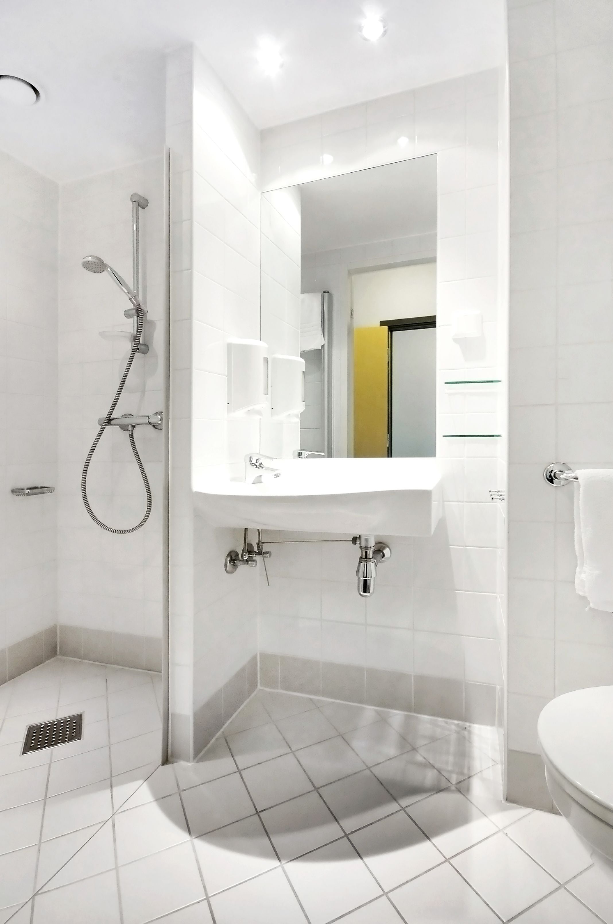 Photo - St Svithun Hotel