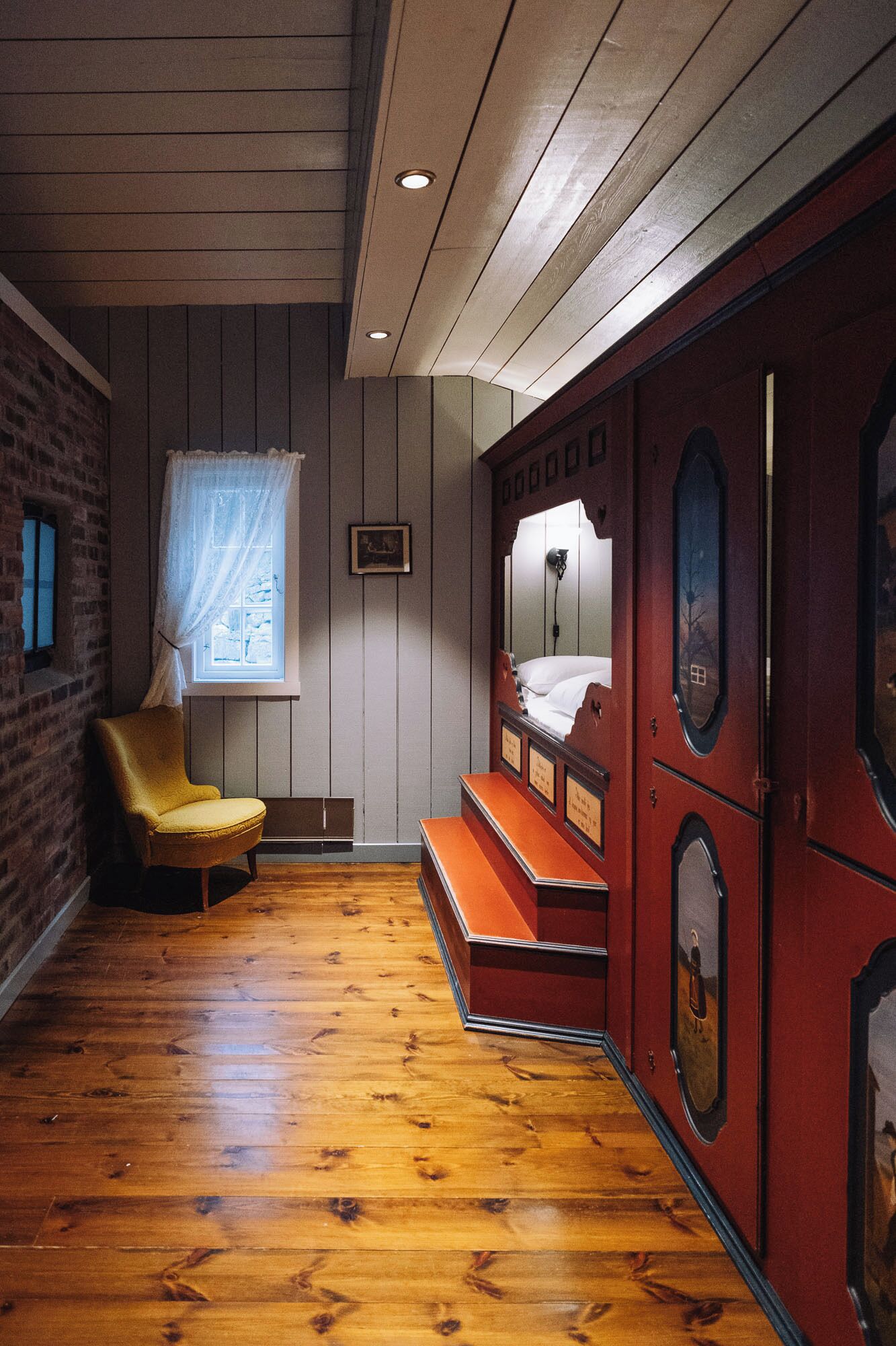 family suite, 2 double beds | 1 bedroom, desk, laptop workspace, iron/ironing board