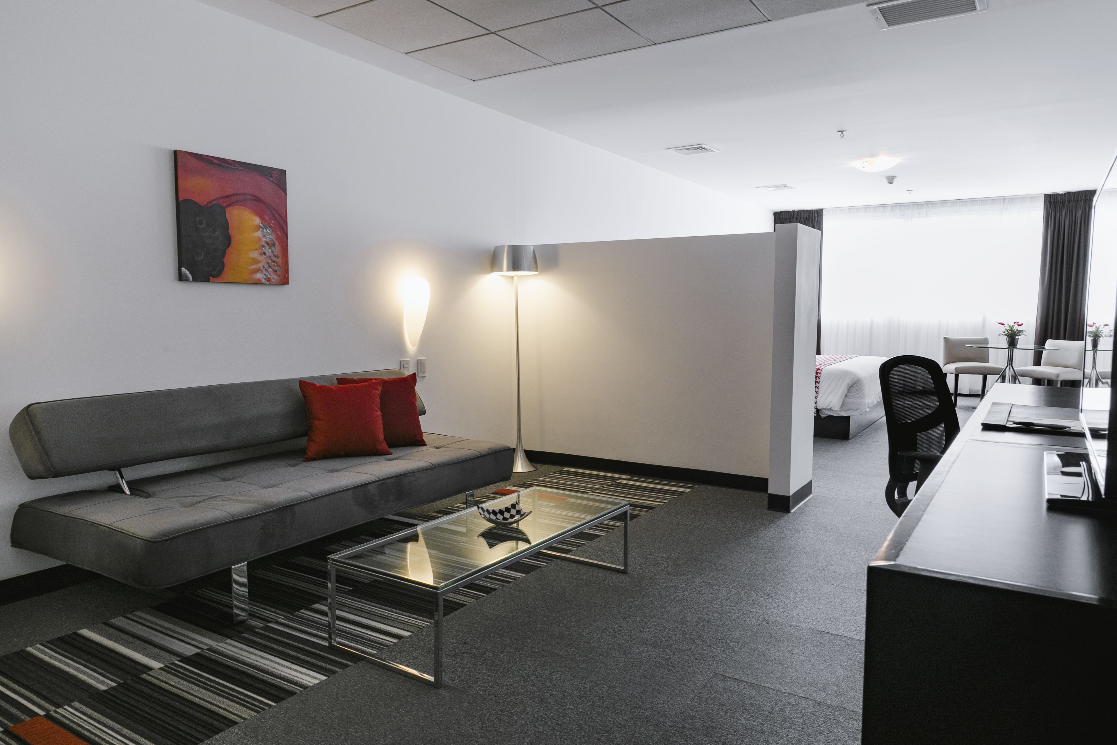 suite, 1 king bed, non smoking (matrimonial) | living room | 26-inch led tv with cable channels, tv