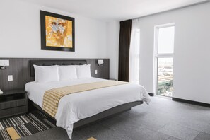 Literie de qualité supérieure, couette en duvet d'oie, minibar