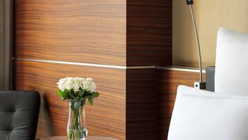Premium bedding, minibar, in-room safe, desk