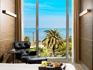 Petit déjeuner buffet (20 EUR par personne)