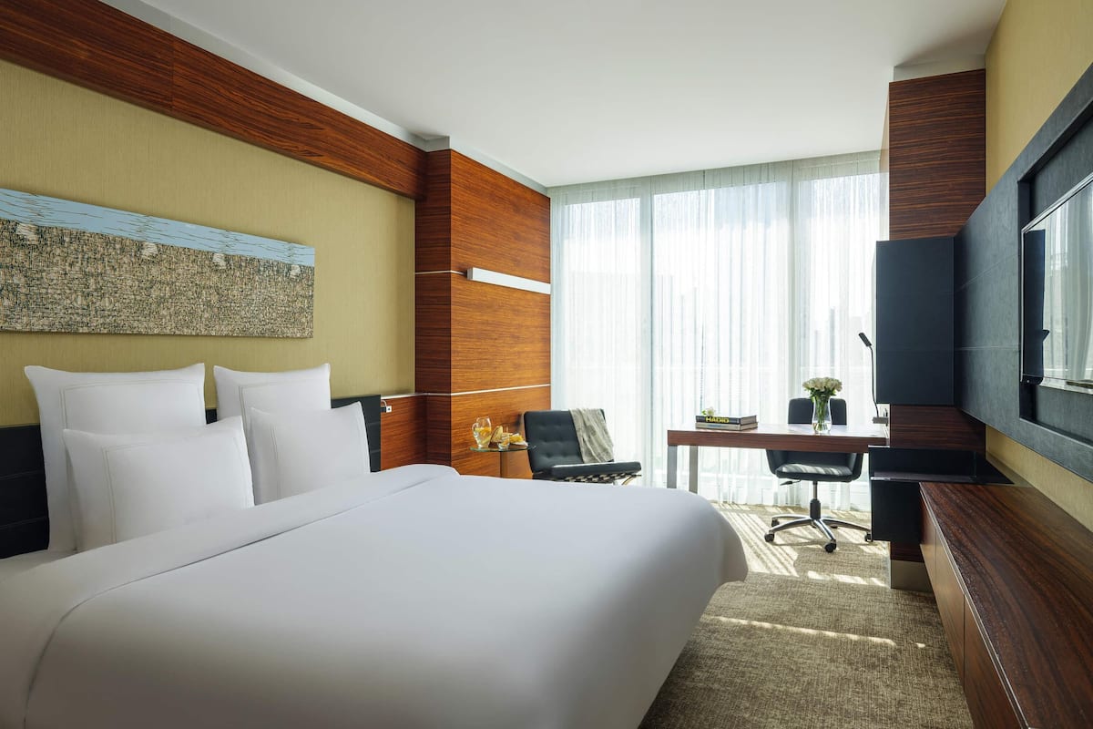 Roba de llit d'alta qualitat, minibar i caixa forta a l'habitació