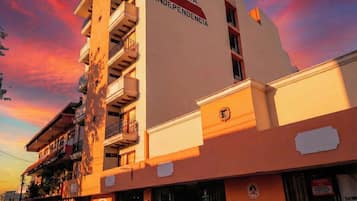 Ruokailu omassa huoneessa