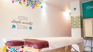 Deep-tissue massages, massages