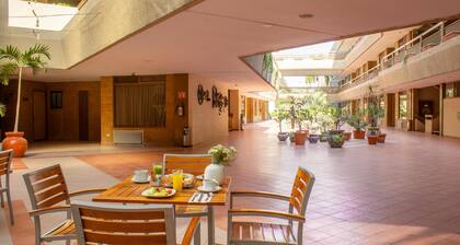 Best Western Plus Plaza Florida & Tower