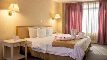 Caja de seguridad en la habitación, cortinas blackout y wifi gratis