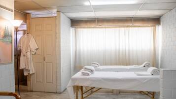 Sauna, hot tub, body treatments, facials, reflexology, massages