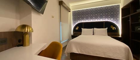 Quarto standard, 1 cama Queen | 1 quarto, cofres nos quartos, escrivaninha