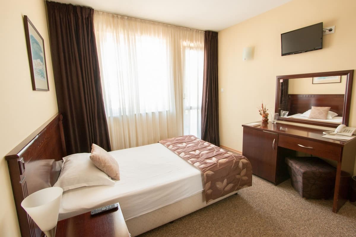 single room | view from room