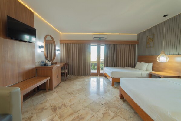 Bungalow | Bureau, draps fournis