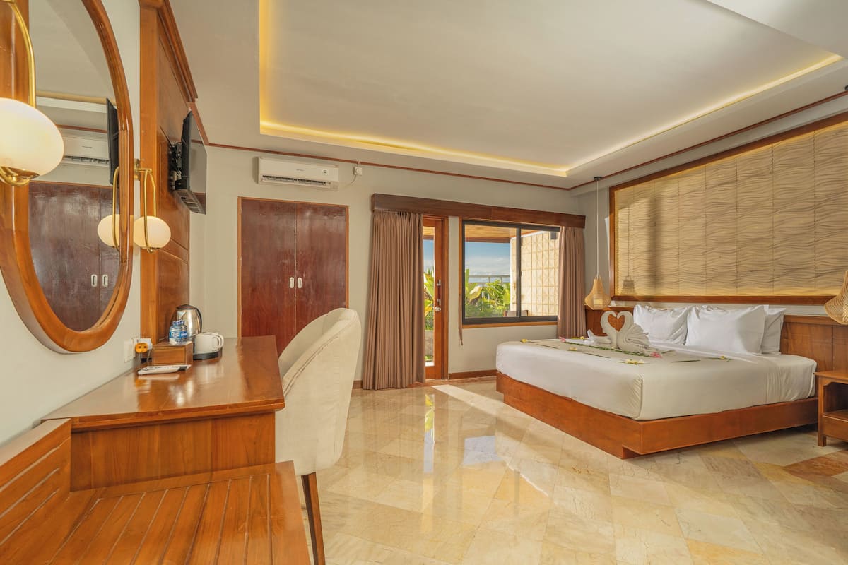 Bungalow | Bureau, draps fournis